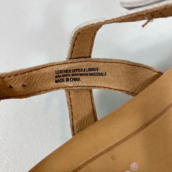 Born sandals wedge 8 cream leather - Picture 2 of 5